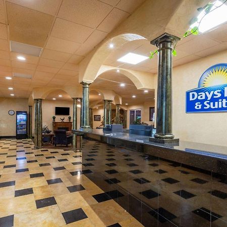 Days Inn & Suites By Wyndham Clovis Exterior foto