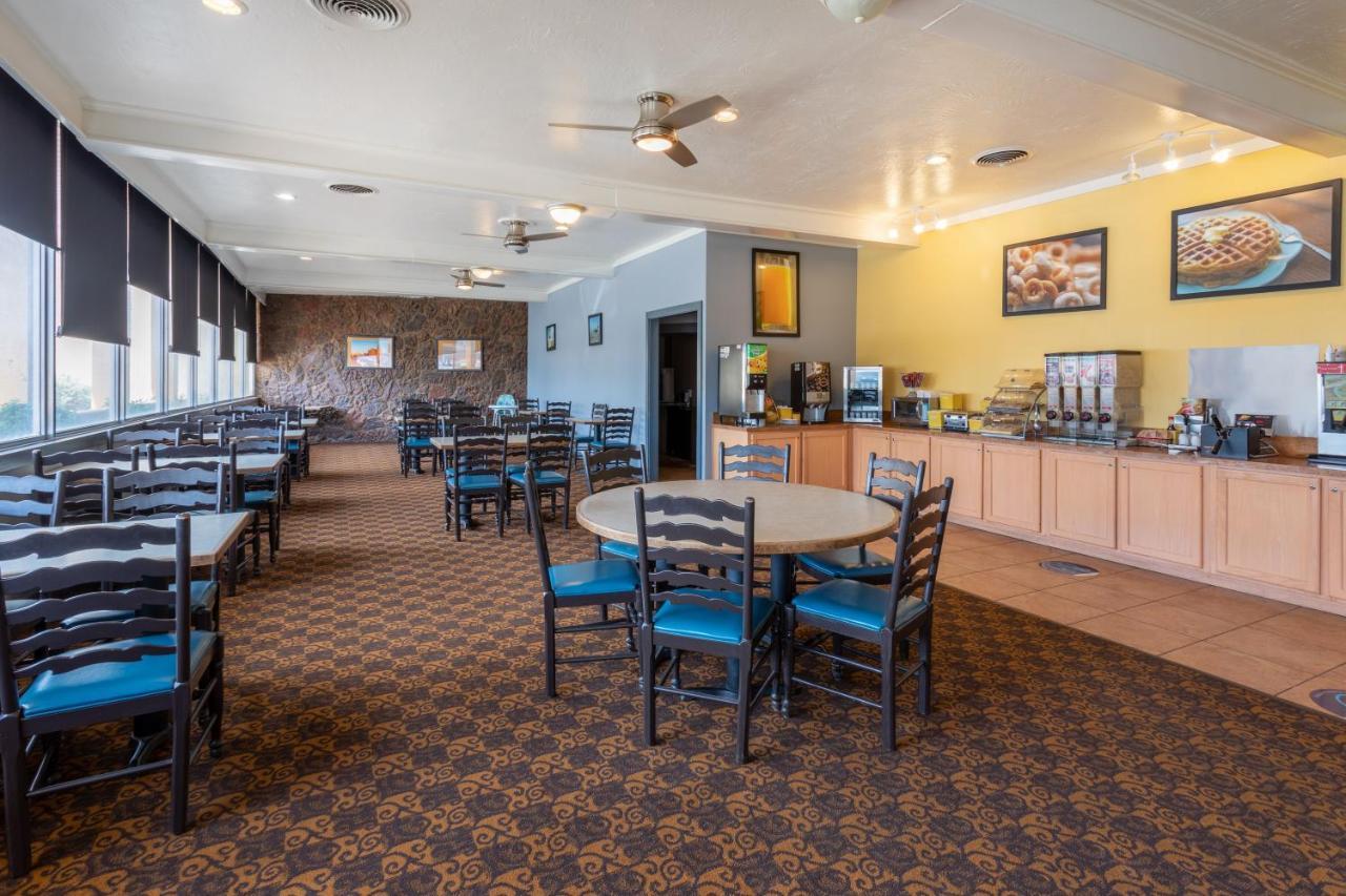 Days Inn & Suites By Wyndham Clovis Exterior foto
