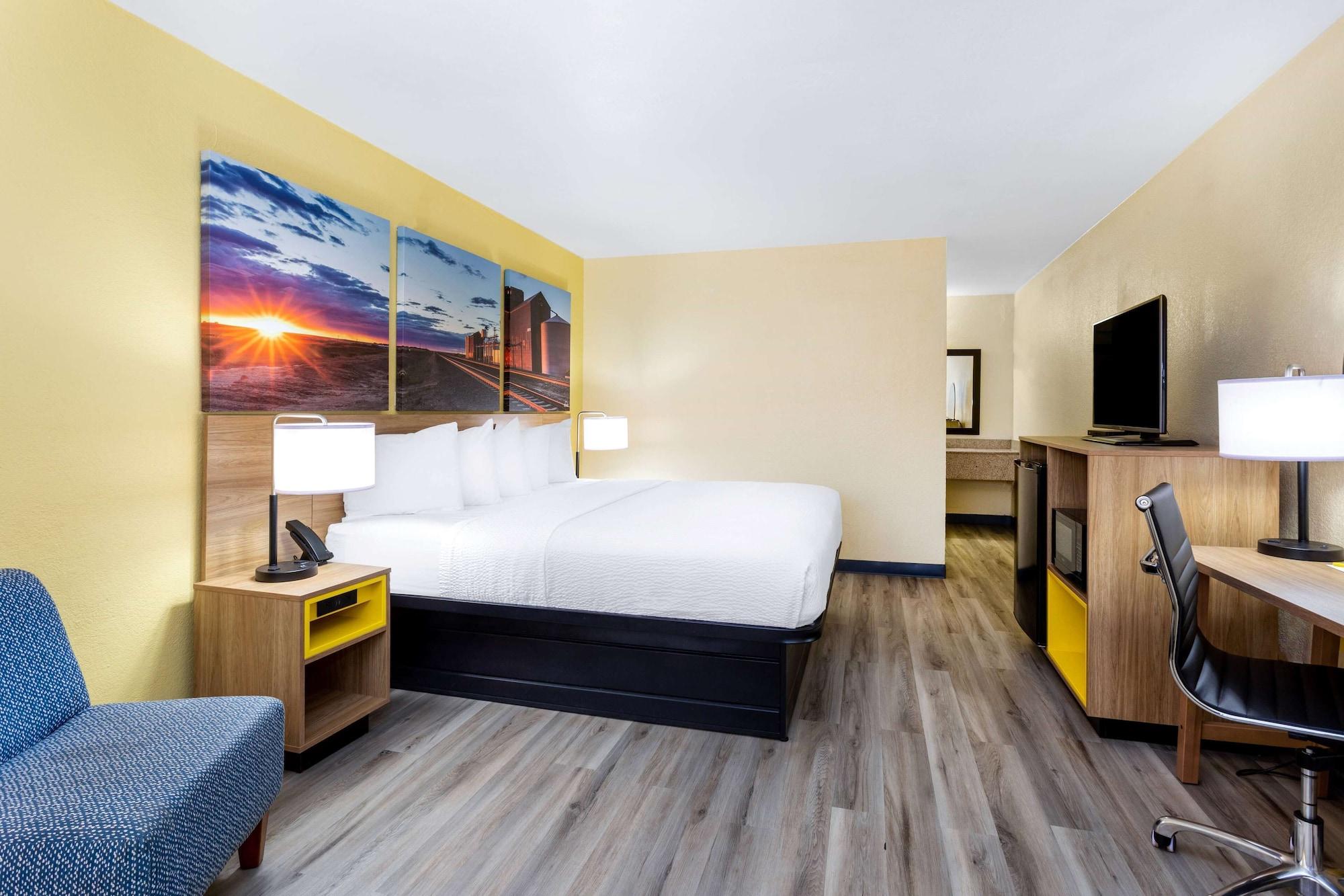 Days Inn & Suites By Wyndham Clovis Exterior foto