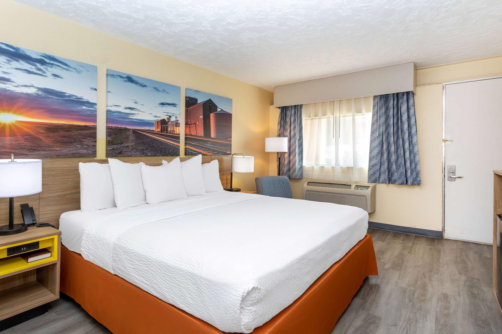 Days Inn & Suites By Wyndham Clovis Exterior foto