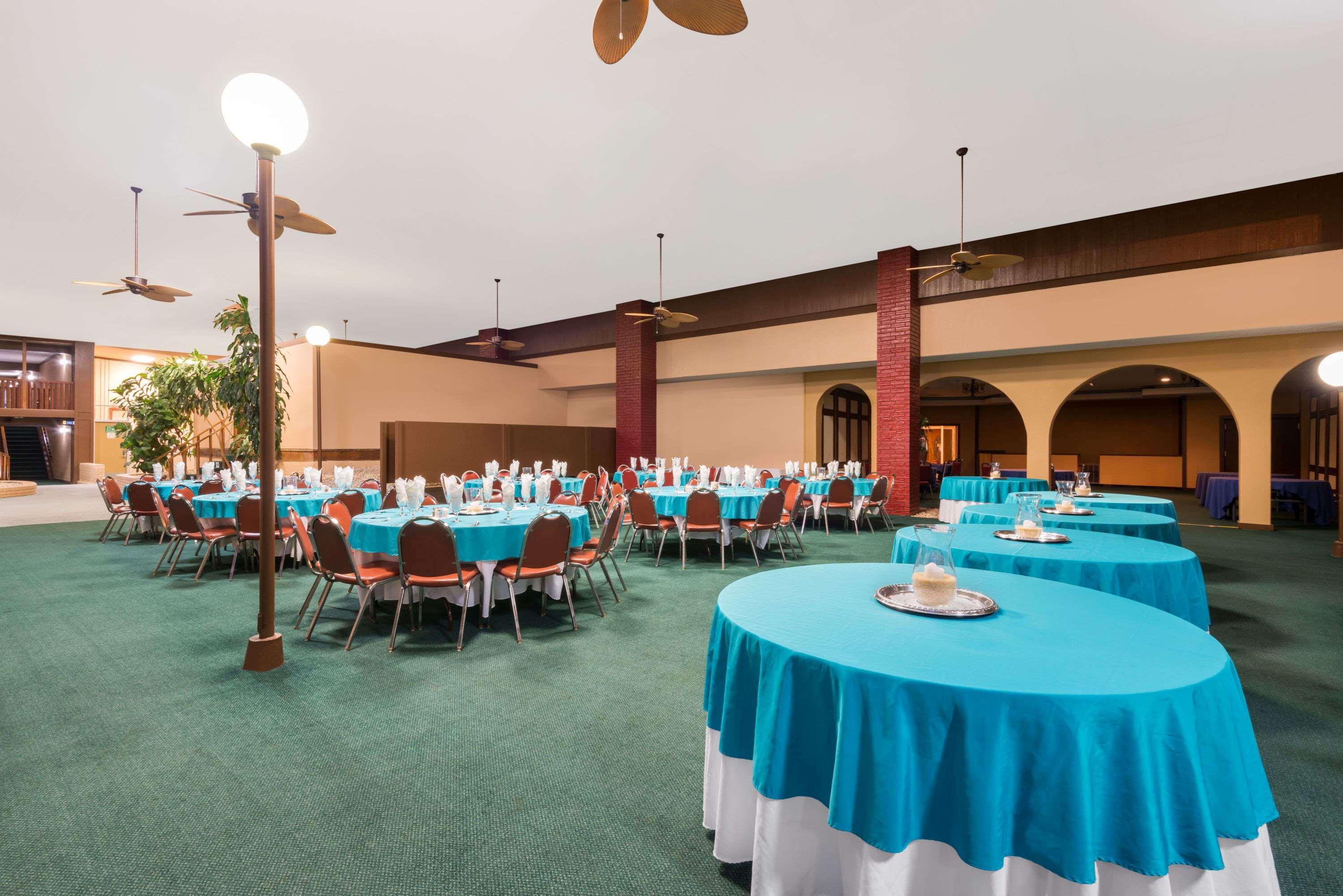 Days Inn & Suites By Wyndham Clovis Exterior foto